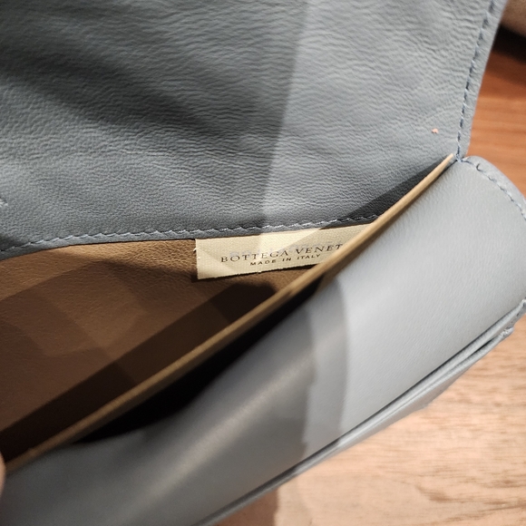 New Authentic Bottega Veneta Sky Blue Long Wallet - Picture 9 of 9